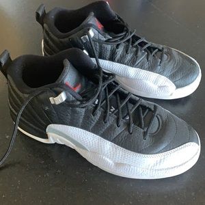 Retro 12 low black and white . Good condition